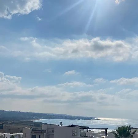 2bed Mesonette No136 Coral Bay